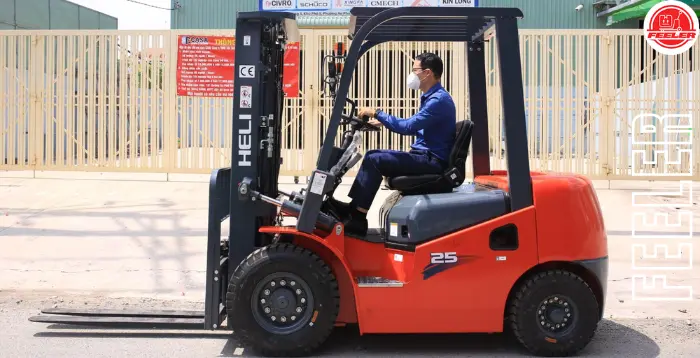 cho thue xe nang co nguoi lai